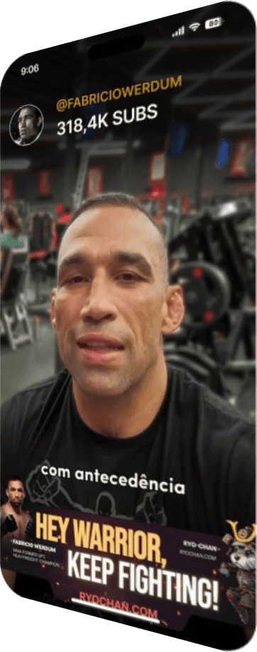 @fabriciowerdum（フォロワー31.8万人）のInstagramストーリー。RYO-CHANの「Hey warrior, keep fighting!」バナー入り